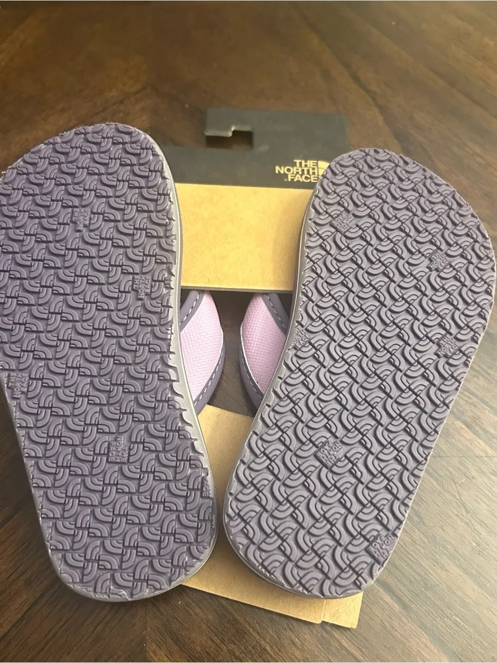 THE NORTH FACE Kids Base Camp Flip Flops, Lunar Slate/Lupine, new size 10